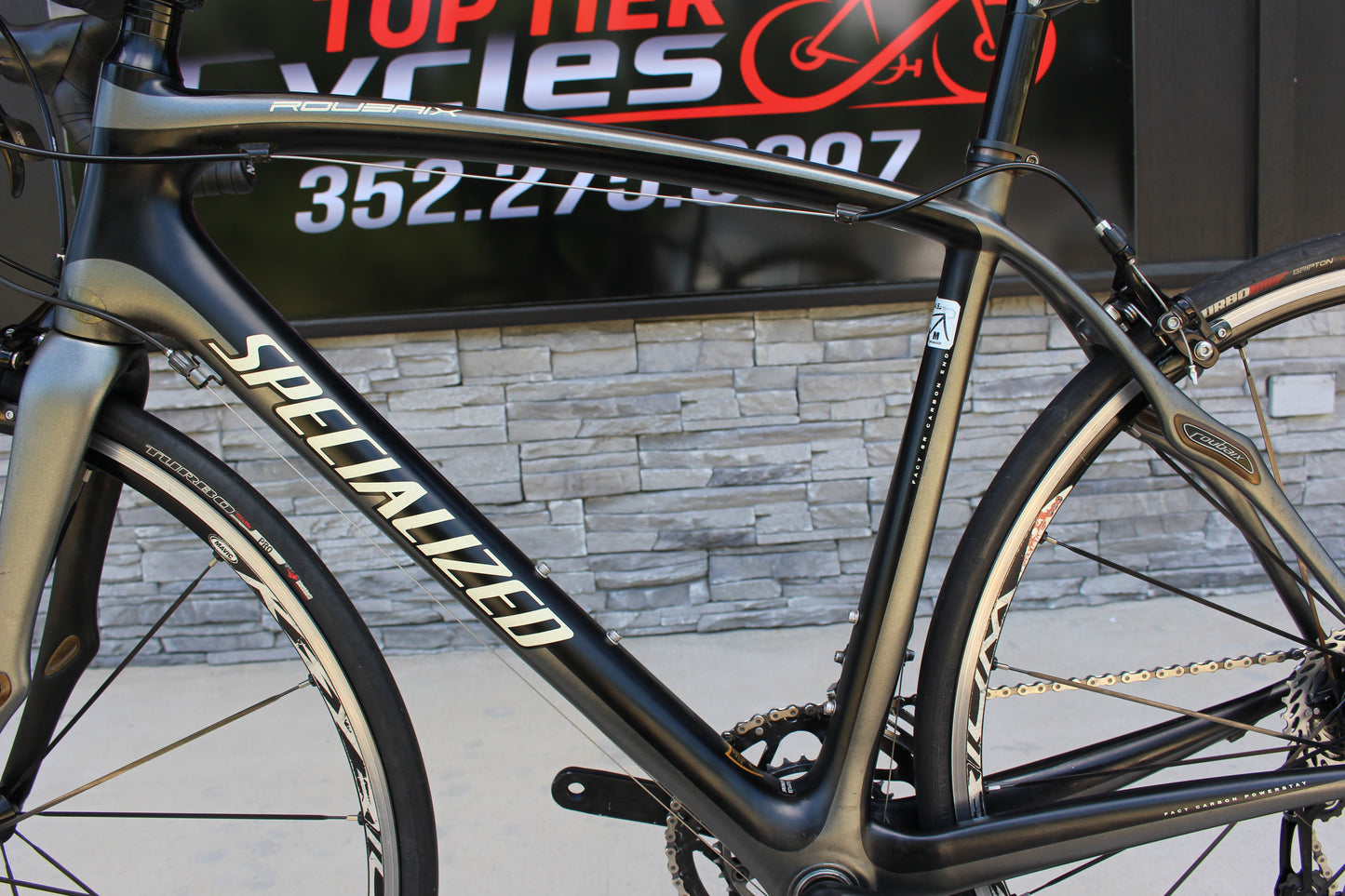 2012 Specialized Roubaix- Full Carbon- 18lbs- Race wheels