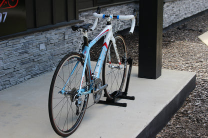2011 Trek Madone 6.9 SSL- Womens- 15lbs