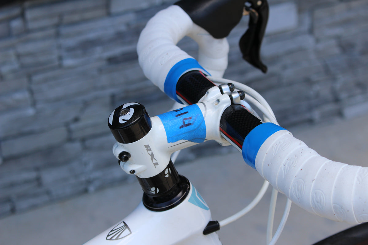 2011 Trek Madone 6.9 SSL- Womens- 15lbs