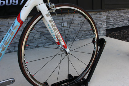 2011 Trek Madone 6.9 SSL- Womens- 15lbs