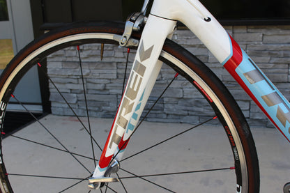 2011 Trek Madone 6.9 SSL- Womens- 15lbs