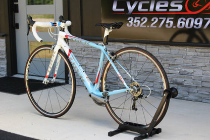 2011 Trek Madone 6.9 SSL- Womens- 15lbs