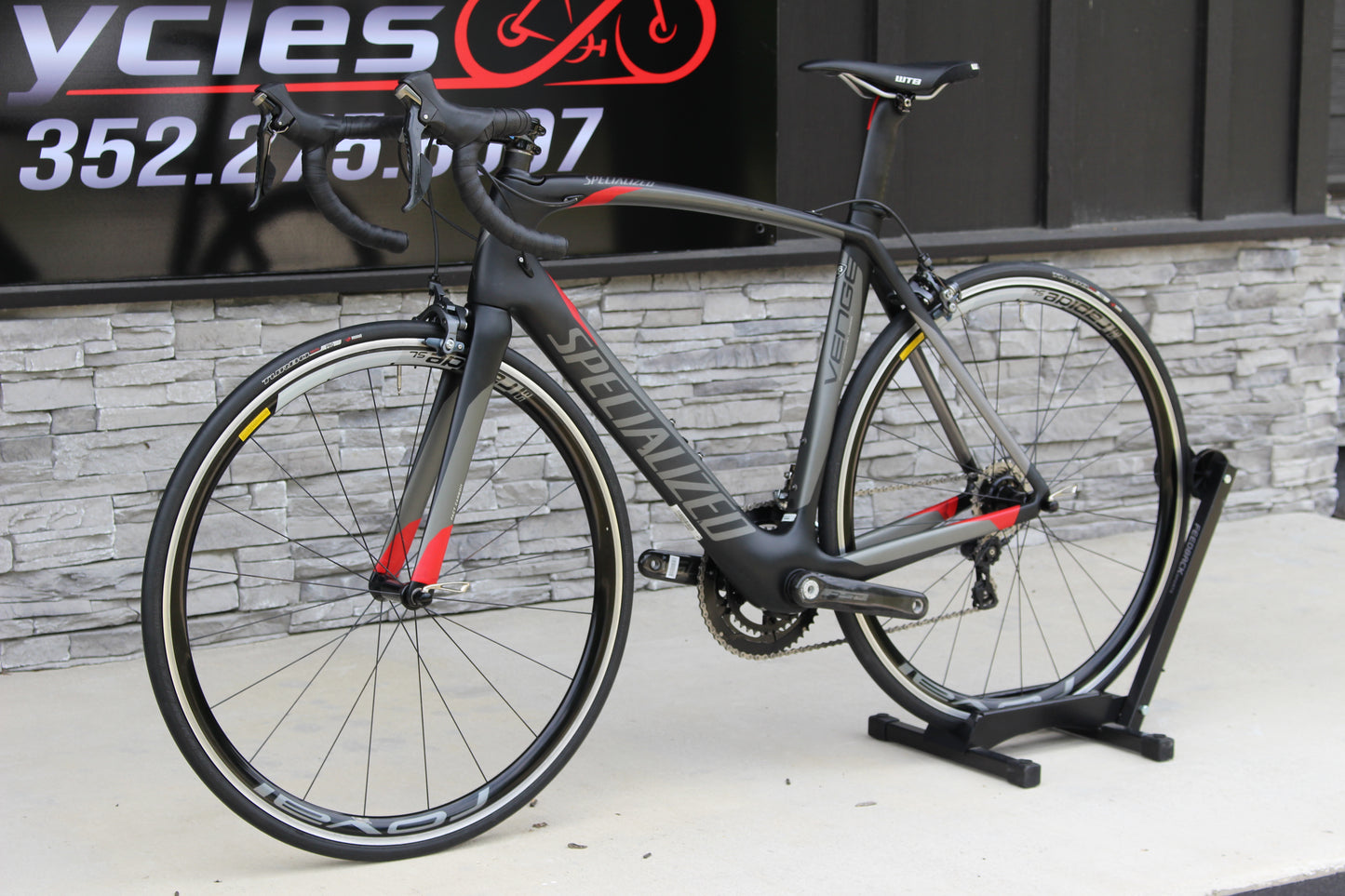 2014 Specialized Venge Expert Ultegra- 16 lbs