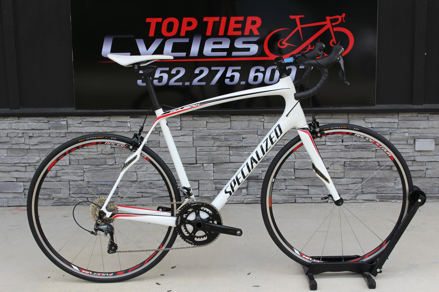 2015 Specialized Roubaix- Carbon- Ultegra- 18lbs