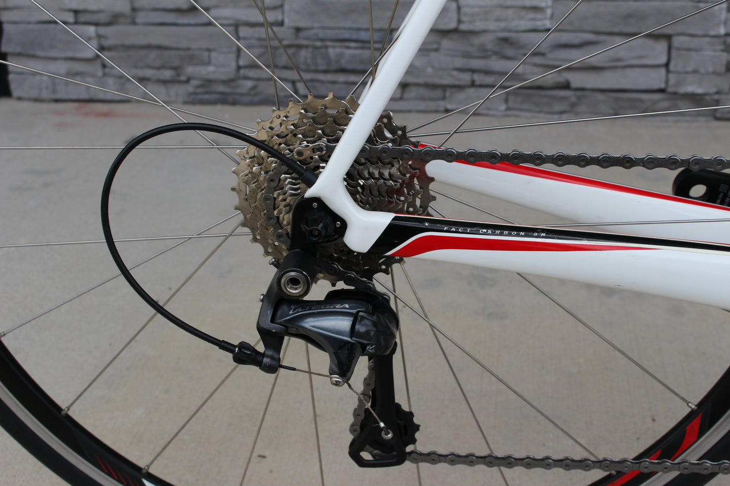 2015 Specialized Roubaix- Carbon- Ultegra- 18lbs