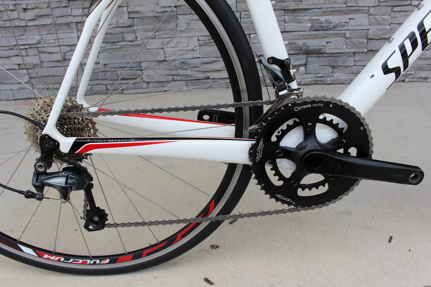 2015 Specialized Roubaix- Carbon- Ultegra- 18lbs