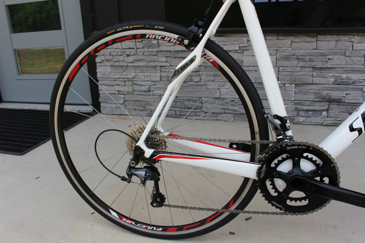 2015 Specialized Roubaix- Carbon- Ultegra- 18lbs
