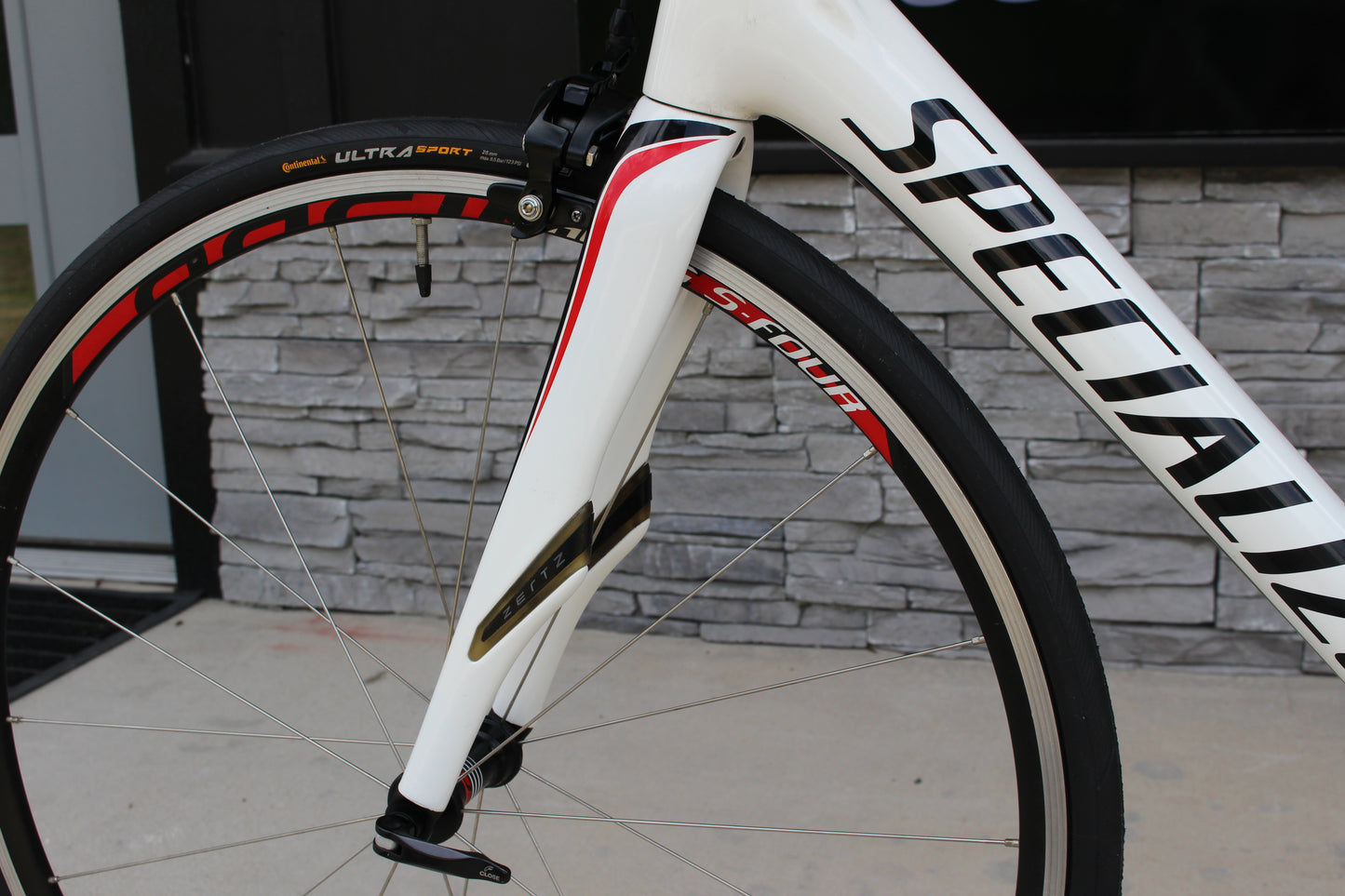 2015 Specialized Roubaix- Carbon- Ultegra- 18lbs