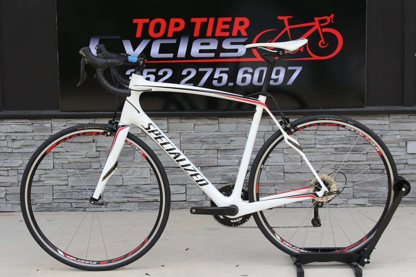 2015 Specialized Roubaix- Carbon- Ultegra- 18lbs